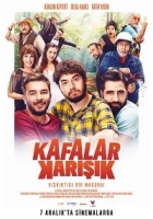 Kafalar Karışık 2018 Poster